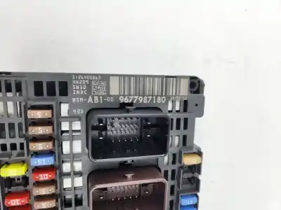 Second-hand car spare part fuse box unit for citroen c4 lim. collection oem iam references 9677987180  