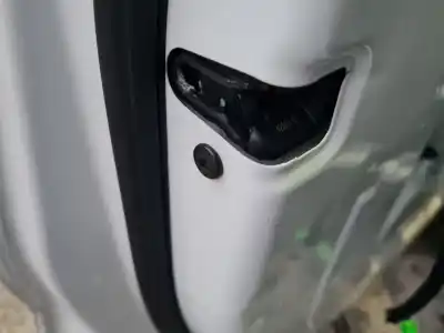 Peça sobressalente para automóvel em segunda mão fechadura da porta dianteira esquerda por jaguar f-pace prestige referências oem iam 