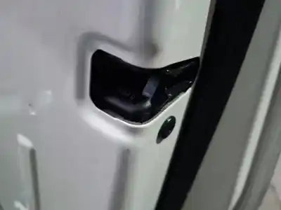 Peça sobressalente para automóvel em segunda mão fechadura da porta dianteira direita por jaguar f-pace prestige referências oem iam 