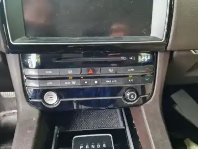 Peça sobressalente para automóvel em segunda mão comando de sofagem (chauffage / ar condicionado) por jaguar f-pace prestige referências oem iam hk8318c858je  