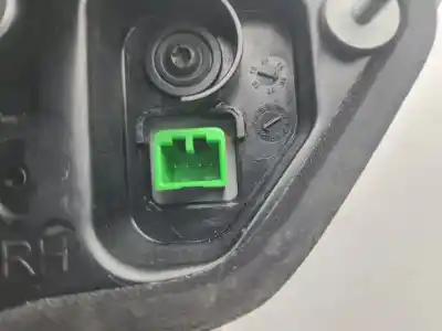 Peça sobressalente para automóvel em segunda mão farolim interior traseiro direito por jaguar f-pace prestige referências oem iam hk8315k272aa  