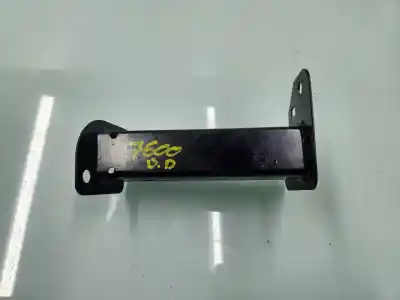 Pezzo di ricambio per auto di seconda mano Rinforzo Paraurti Anteriore per RENAULT CAPTUR II TECHNO Riferimenti OEM IAM 561103790R  