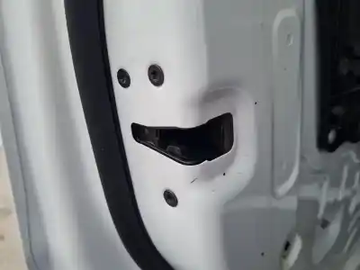 Peça sobressalente para automóvel em segunda mão fechadura da porta dianteira esquerda por land rover evoque pure referências oem iam 