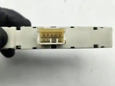 Pièce détachée automobile d'occasion commande de lève vitre avant gauche pour suzuki vitara se/sv (et) 1.6 cat références oem iam 