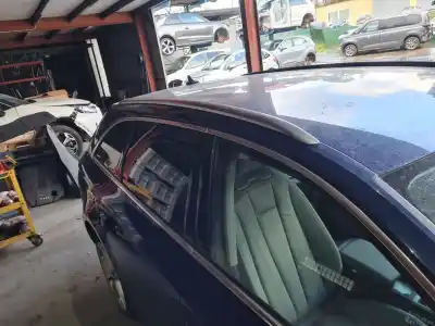 Pezzo di ricambio per auto di seconda mano Barre Del Tetto per AUDI A4 AVANT (8W5) básico Riferimenti OEM IAM 8W9860021D  