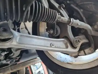 Pezzo di ricambio per auto di seconda mano braccio di sospensione anteriore sinistro inferiore per audi a4 avant (8w5) básico riferimenti oem iam 8w0407151c