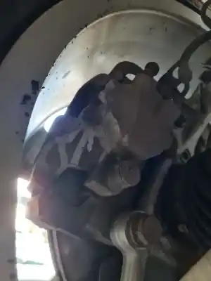 Pezzo di ricambio per auto di seconda mano pinza freno anteriore sinistra per audi a4 avant (8w5) básico riferimenti oem iam 8w0615123