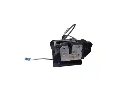 Second-hand car spare part front right door lock for ssangyong rodius xdi oem iam references 7121021024