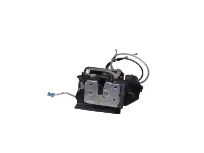 Second-hand car spare part rear right door lock for ssangyong rodius xdi oem iam references 7132021004