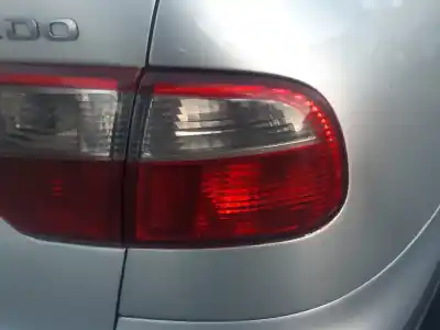 Peça sobressalente para automóvel em segunda mão farolim traseiro esquerdo por seat toledo (1m2) select referências oem iam 1m5945095b