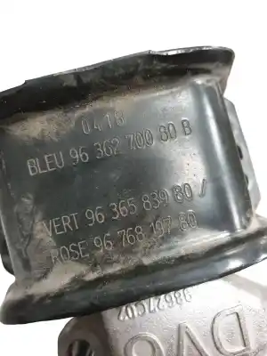 Pezzo di ricambio per auto di seconda mano SUPPORTO MOTORE DESTRO per PEUGEOT PARTNER KOMBI  Riferimenti OEM IAM 9682086780  