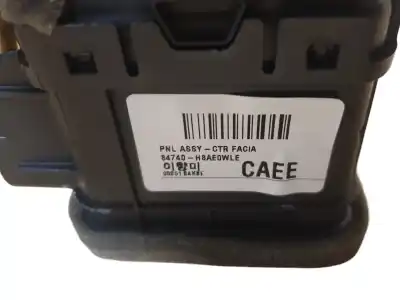 Second-hand car spare part air ventilation grille for kia stonic (ybcuv) vision 84 cv / 62 kw oem iam references 84740h8ae0