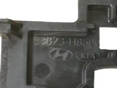 Second-hand car spare part interior right rear handle for kia stonic (ybcuv) vision 84 cv / 62 kw oem iam references 83623h8500