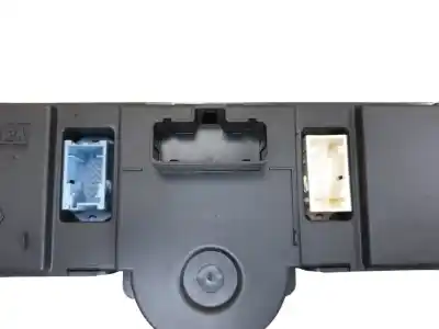 Second-hand car spare part CLIMATE CONTROL for RENAULT MEGANE II CLASSIC BERLINA  OEM IAM references 8200344840  