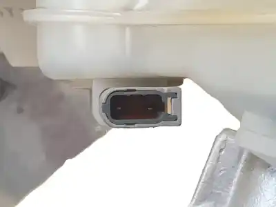 Peça sobressalente para automóvel em segunda mão servo freio por mazda cx-3 style referências oem iam db2t43800  