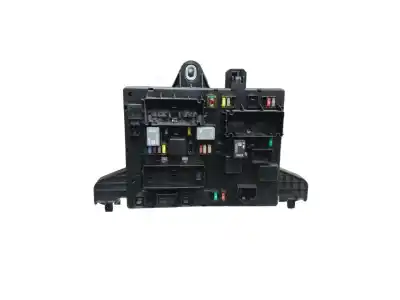 Second-hand car spare part fuse box unit for opel astra j lim. sportive oem iam references 13302301