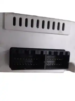 Second-hand car spare part multifunction display for ssangyong rodius xdi oem iam references 8025021302  