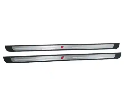 Peça sobressalente para automóvel em segunda mão moldagem por audi a3 (8v) attraction referências oem iam 8v3853491a  