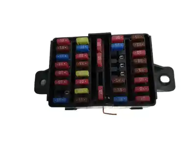 Second-hand car spare part fuse box unit for ssangyong rodius xdi oem iam references 8210021701  