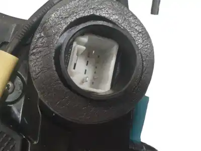 Second-hand car spare part REAR LEFT DOOR LOCK for TOYOTA VERSO (AUR2/ZGR2)  OEM IAM references 690600F031  