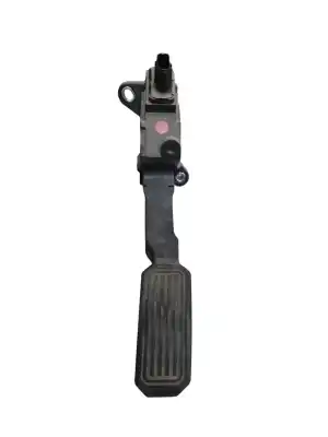 Second-hand car spare part accelerator pedal for toyota verso (aur2/zgr2) 1.6 comfort oem iam references 7811005040  