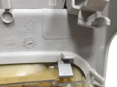 Second-hand car spare part interior light for peugeot 308 access oem iam references 9681370177  