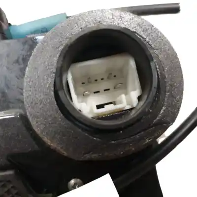 Second-hand car spare part REAR RIGHT DOOR LOCK for TOYOTA VERSO (AUR2/ZGR2)  OEM IAM references 690500F030  