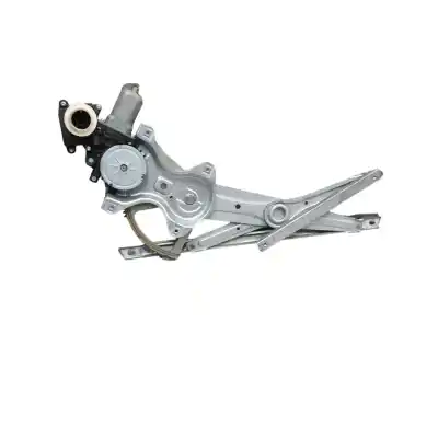 Second-hand car spare part passenger side right window regulator for toyota verso (_r2_) 2.2 d-4d (aur21_) oem iam references 698100f020  
