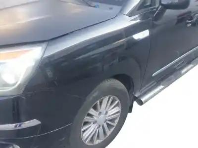 Автозапчасти б/у ЛЕВОЕ ПЕРЕДНЕЕ КРЫЛО за SSANGYONG RODIUS  ссылки OEM IAM 5181121200  