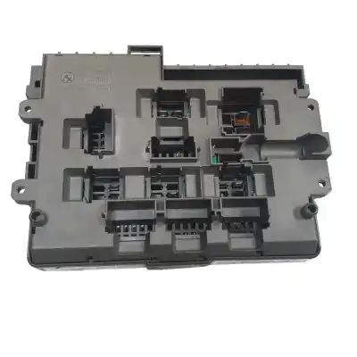 Peça sobressalente para automóvel em segunda mão caixa de fusíveis e relés por bmw serie 1 berlina (e81/e87) 118d referências oem iam 10688710