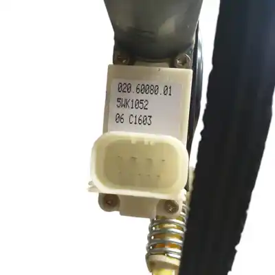 Second-hand car spare part passenger side right window regulator for bmw serie 7 (e65/e66) 730d oem iam references 7024812e