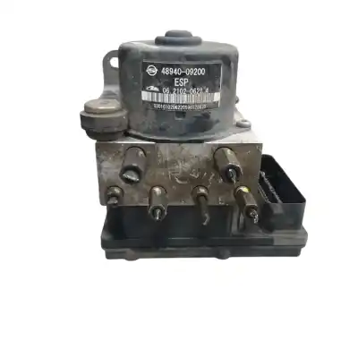 Pezzo di ricambio per auto di seconda mano abs per ssangyong kyron 200 xdi premium 4wd riferimenti oem iam 4894009200  