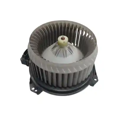 Pezzo di ricambio per auto di seconda mano motore di riscaldamento per toyota yaris (ncp1/nlp1/scp1) 1.4 d-4d linea luna riferimenti oem iam 2727000311  