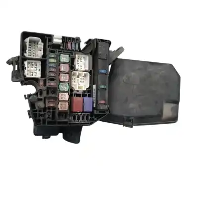 Автозапчасти б/у блок реле/предохранителей за toyota yaris (ncp1/nlp1/scp1) 1.4 d-4d linea luna ссылки oem iam 8264147020  
