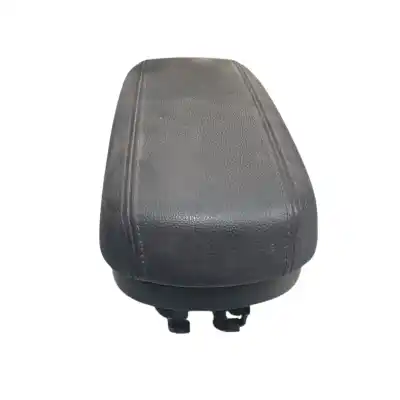 Pezzo di ricambio per auto di seconda mano bracciolo centrale per kia rio drive riferimenti oem iam 84660h8000  