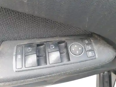 Pièce détachée automobile d'occasion COMMANDE DE LÈVE VITRE AVANT GAUCHE pour MERCEDES-BENZ CLASE E (W212)  Références OEM IAM A2128208310  
