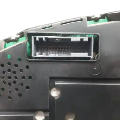 Pezzo di ricambio per auto di seconda mano PANNELLO DEGLI STRUMENTI per FORD S-MAX (CA1)  Riferimenti OEM IAM 8M2T10849VD  