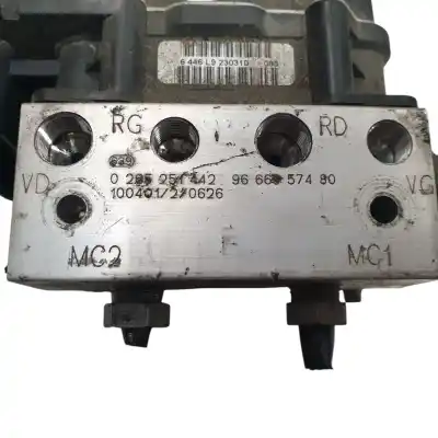 Recambio de automóvil de segunda mano de abs para peugeot 308 sw confort referencias oem iam 9666957480  