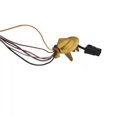 Recambio de automóvil de segunda mano de RETROVISOR IZQUIERDO para PEUGEOT 308 SW  referencias OEM IAM 8153NE  