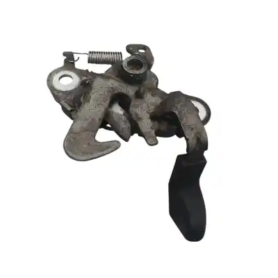 Second-hand car spare part bonnet lock for peugeot 1007 dolce oem iam references 793473  
