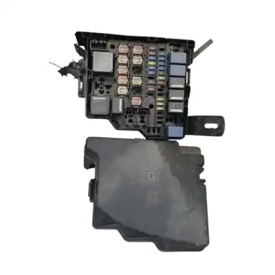 Tweedehands auto-onderdeel relais/zekeringenkastje voor ford tourneo courier (c4a) ambiente oem iam-referenties ae8t14a003aa