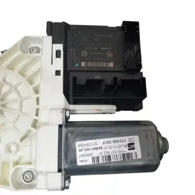 Peça sobressalente para automóvel em segunda mão elevador de vidros dianteiro direito por seat leon (1p1) reference referências oem iam 1p0837402d  