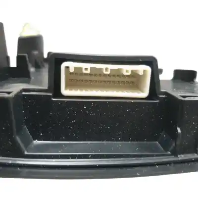 Pièce détachée automobile d'occasion lumière intérieure pour toyota corolla touring sports (e21) hybrid active plus 140 cv / 103 kw références oem iam 1d111352g  