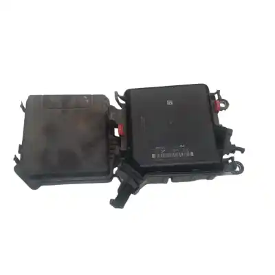 Peça sobressalente para automóvel em segunda mão caixa de fusíveis e relés por renault zoe intens 58 cv / 43 kw referências oem iam 284b62494r