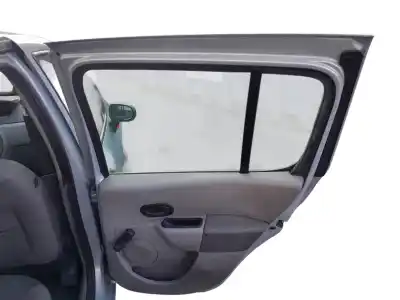 Автозапчастина б/у двері задні праві для renault modus confort expression посилання на oem iam 821003585r  