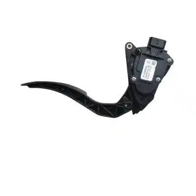 Second-hand car spare part accelerator pedal for renault captur intens oem iam references 18002934r  