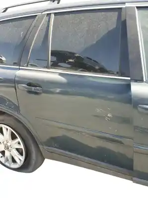 Peça sobressalente para automóvel em segunda mão PORTA DO AUTOMÓVEL TRASEIRA DIREITA por VOLVO XC90 D5 Executive (7 asientos) (136kW) Referências OEM IAM 31385359  