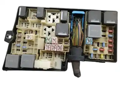Peça sobressalente para automóvel em segunda mão caixa de fusíveis e relés por ford focus lim. (cb8) trend referências oem iam bv6t14k