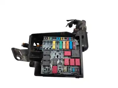 İkinci el araba yedek parçası RÖLE/SIGORTA KUTUSU için FIAT NUOVA 500 (150) Lounge OEM IAM referansları 52214985  