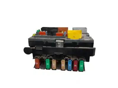 Peça sobressalente para automóvel em segunda mão CAIXA DE FUSÍVEIS E RELÉS por PEUGEOT PARTNER TEPEE 1.6 HDI / BLUEHDI 75 Referências OEM IAM 9807028780  